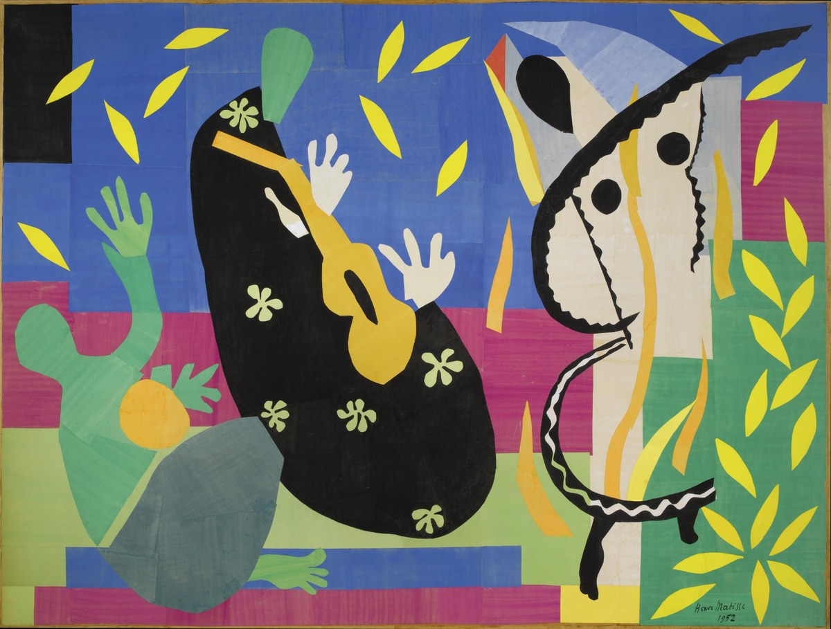 substantial-times-matisse-la-tristesse-du-roi-01 Das Bild zeigt eine großformatige Komposition aus farbigen Scherenschnitten mit einer musizierenden Figur, einer Tänzerin und stilisierten Pflanzenformen