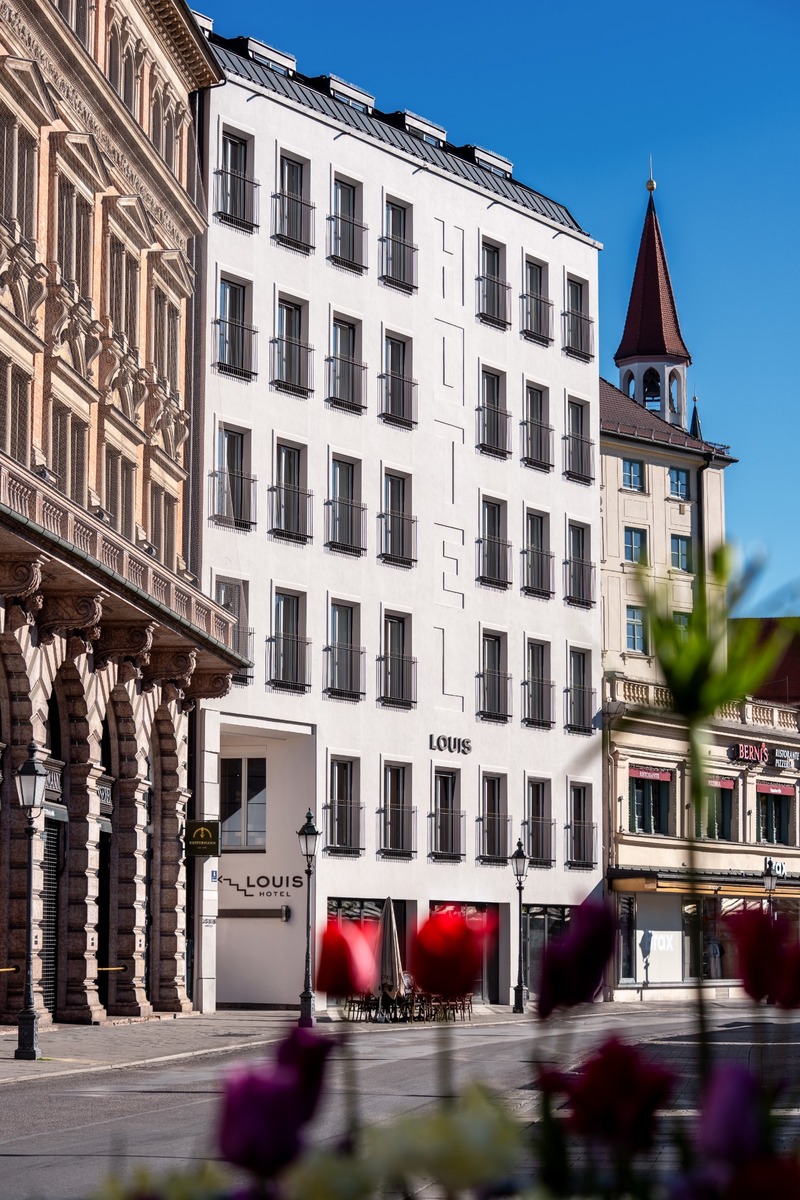 03-louis-hotel-muenchen-fassade Außenansicht des Louis Hotel München am Viktualienmarkt